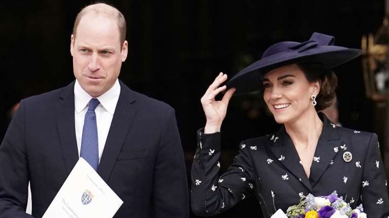 &quot;Η πιο κομψή οικοδέσποινα&quot; η Κέιτ: Υποδέχτηκε την πριγκίπισσα Ράτζουα που επαινείται για το στιλ της, όσο και εκείνη