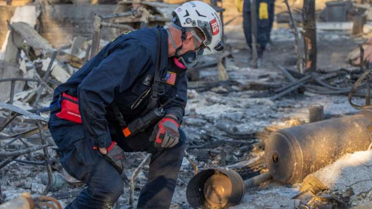 Καταστροφικές πυρκαγιές στο Λος Άντζελες: Σε ετοιμότητα για να παρέμβουν ειδικές δυνάμεις του στρατού
