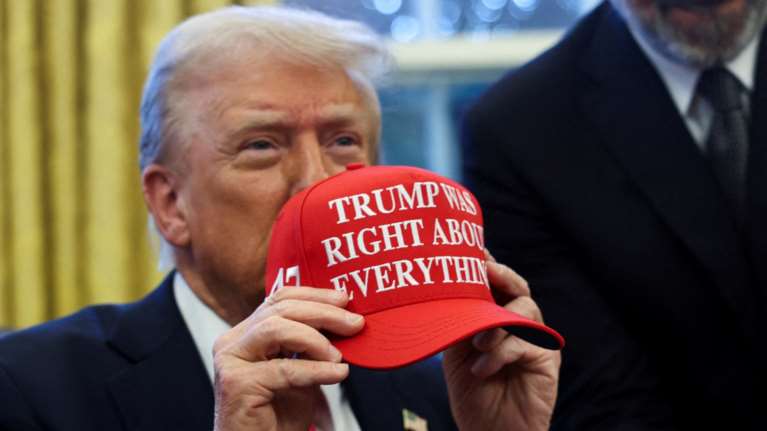 Ο Λευκός Οίκος θα επιλέγει τους δημοσιογράφους που πλησιάζουν τον Τραμπ - &quot;Θυμίζει Κρεμλίνο&quot;