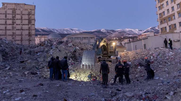 Τουρκία: Άνδρας ανασύρθηκε ζωντανός μέσα από τα συντρίμμια, 11 μέρες μετά τον φονικό σεισμό