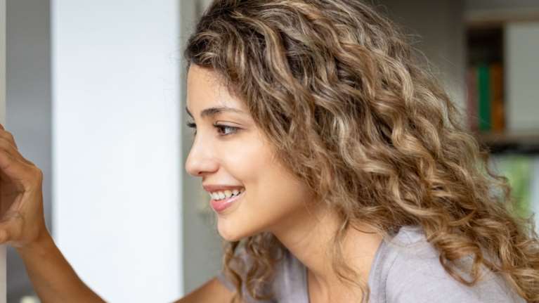 &quot;Εξοικονομώ 2025 - Αλλάζω θερμοσίφωνα και θέρμανση&quot;: Ποιοι έχουν προβάδισμα στις επιδοτήσεις