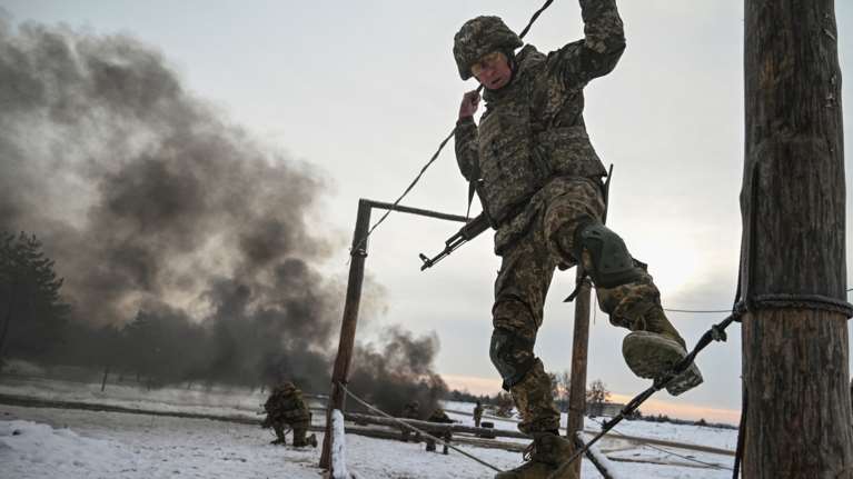 Οι ΗΠΑ παρότρυναν την Ουκρανία να μειώσει το όριο ηλικίας των στρατευσίμων στα 18 από τα 25 έτη
