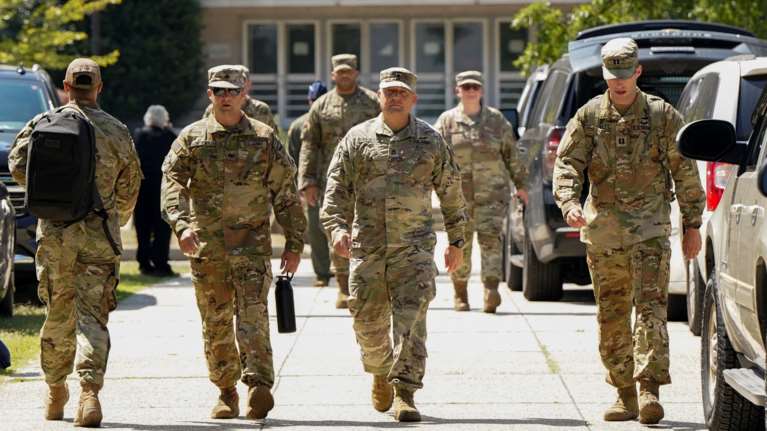 Η Εθνοφρουρά έφτασε στην Ουάσινγκτον - Το αμφιλεγόμενο σχέδιο Τραμπ για την εγκληματικότητα [εικόνες]