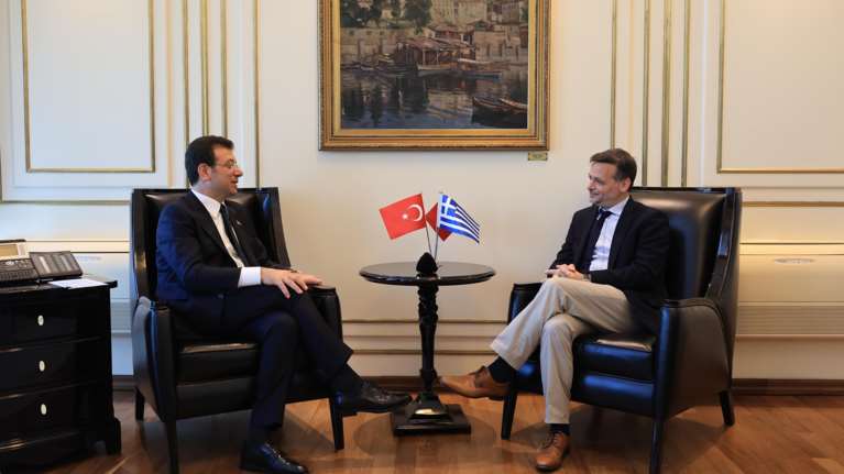 Στην Άγκυρα ο Χάρης Δούκας για την προφυλάκιση Ιμάμογλου: Θα συναντηθεί με την ηγεσία του Ρεπουμπλικανικού Κόμματος