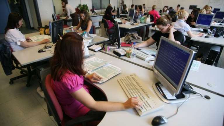 Καταργείται το &quot;πιστοποιητικό γέννησης&quot; για το Δημόσιο: Ερχονται διαδικασίες εξπρές και αξιολόγηση υπηρεσιών και φορέων