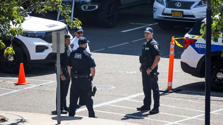 Τραγωδία στη Νέα Υόρκη: Νεκρό κοριτσάκι 14 μηνών - Το ξέχασε η γιαγιά του μέσα στο αυτοκίνητο για 8 ώρες