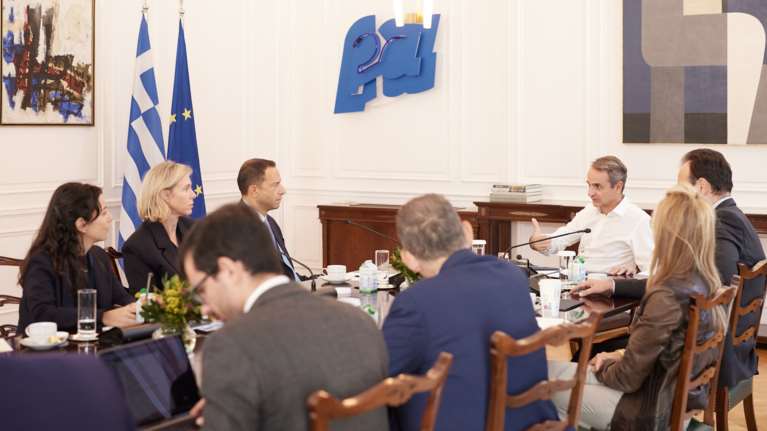 Συνάντηση Μητσοτάκη με τον αντιπρόεδρο της Google: &quot;Μας απασχολεί η προστασία των ανηλίκων στο διαδίκτυο&quot;