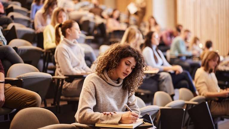 Το πανεπιστήμιο του York καταθέτει αίτηση για παράρτημα στην Ελλάδα