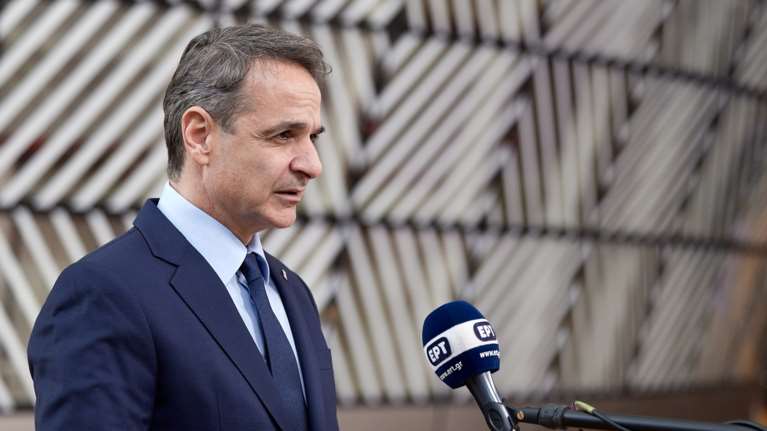 Ο Μητσοτάκης ζυγίζει αν θα στηθούν κάλπες τον Απρίλιο ή τον Μάιο - Οι τελευταίες πληροφορίες