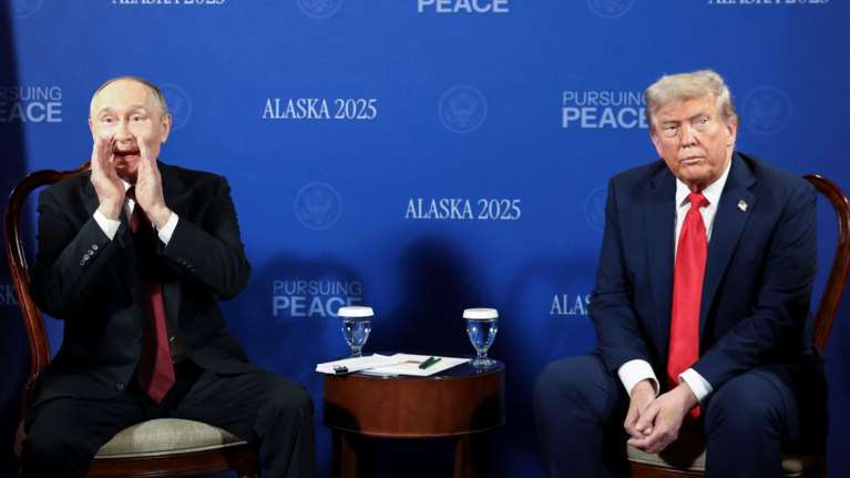 Αντίδραση Κρεμλίνου για την αλλαγή Τραμπ στο Ουκρανικό: &quot;Του έκανε μάγια&quot; ο Ζελένσκι