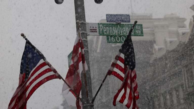 ΗΠΑ: Σπάνια χιονοθύελλα πλήττει τον νότο - Χιόνια, ισχυροί άνεμοι και χαμηλές θερμοκρασίες από το Τέξας μέχρι τη Φλόριντα
