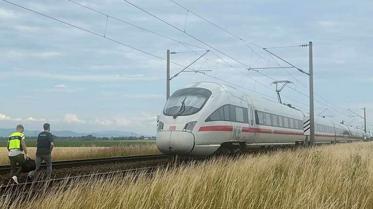 Γερμανία: Επίθεση με τσεκούρι σε τρένο στη Βαυαρία - Τέσσερις τραυματίες