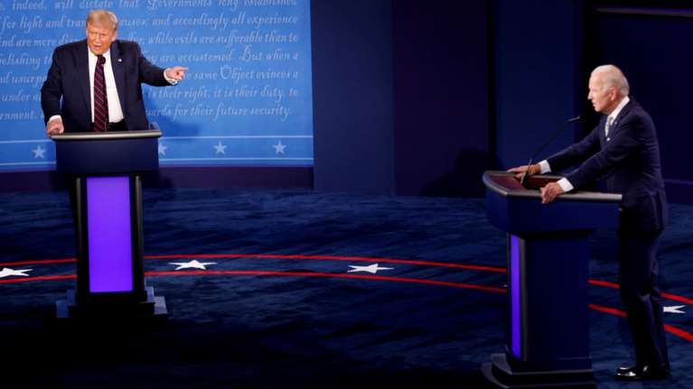 Εκλογές ΗΠΑ: Μπροστά στο ενδεχόμενο μιας νέας μάχης Τραμπ-Μπάιντεν, πολλοί Αμερικανοί αναζητούν έναν τρίτο υποψήφιο