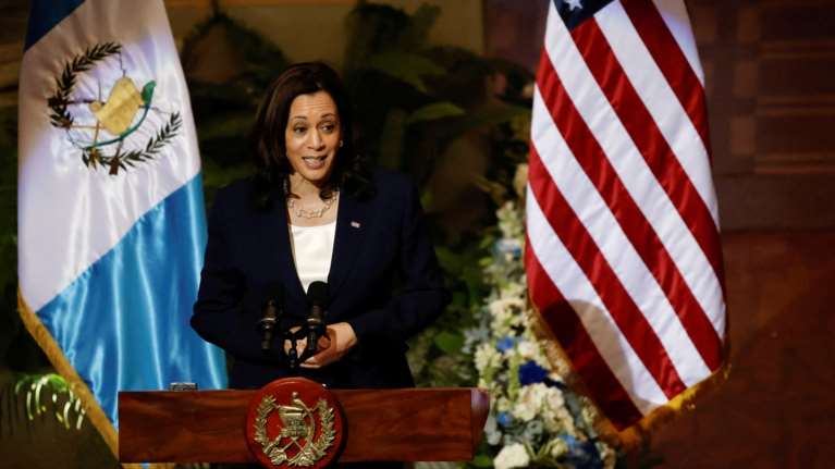 ΗΠΑ: Διαφημιστική εκστρατεία ύψους 50 εκατομμυρίων δολαρίων ξεκινά η Κάμαλα Χάρις