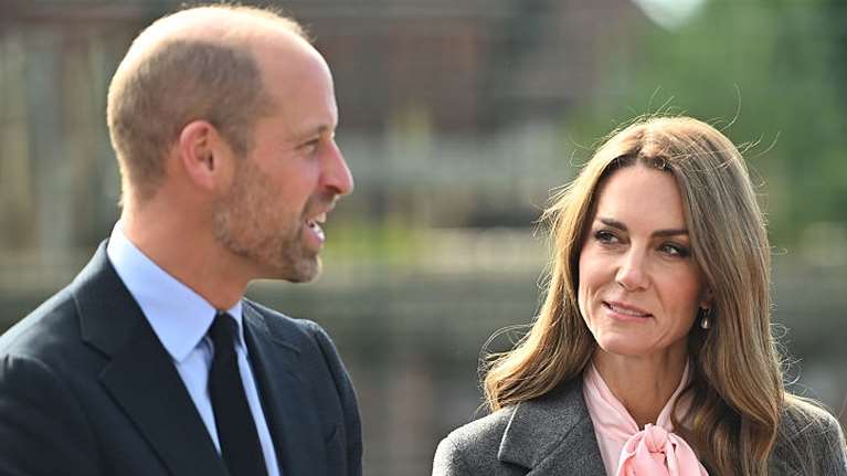 Κέιτ Μίντλετον: Η εμφάνιση με τον Γουίλιαμ σε μία συναισθηματικά φορτισμένη εκδήλωση - Ο συμβολισμός στο ντύσιμό της