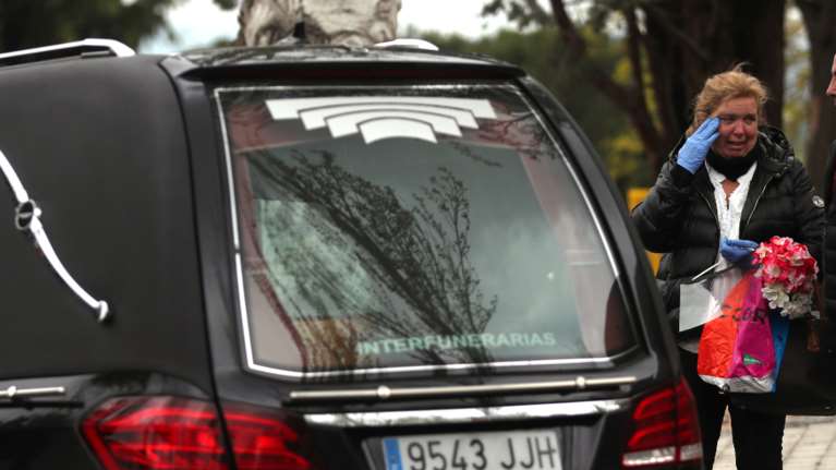 Σοκ: Στους 60.325 οι νεκροί από κορονοϊό στην Ευρώπη - Το 70% των θανάτων παγκοσμίως