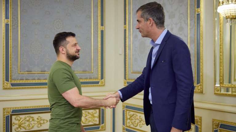 Στο Κίεβο ο Μπακογιάννης: Συνάντηση με Ζελένσκι και τον δήμαρχο της πόλης - Αδελφοποίηση Αθήνας και Κιέβου