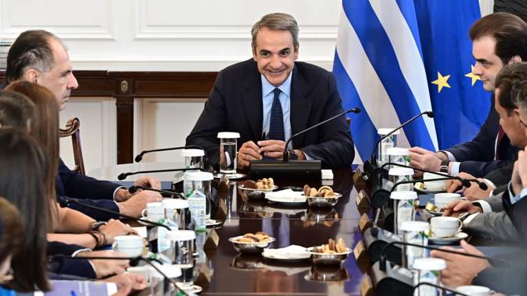 Συστάσεις Μητσοτάκη στους υπουργούς να υπερασπίζονται το κυβερνητικό έργο - "Κόντρα στην προπαγάνδα και τα ψέματα"