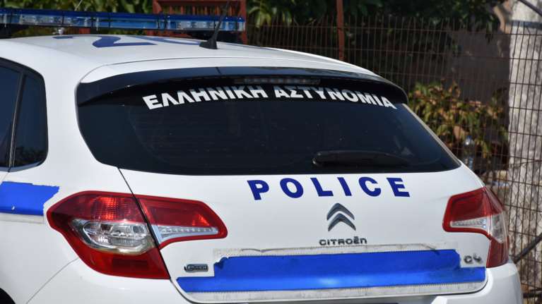 Τρόμος στο Πήλιο: Κάρφωσε τον αδελφό του με τζάμι