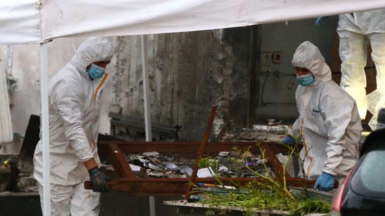 Θεσσαλονίκη: Ισχυρή έκρηξη σε τράπεζα στον Εύοσμο - Ζημιές σε πολυκατοικίες και αυτοκίνητα [βίντεο]