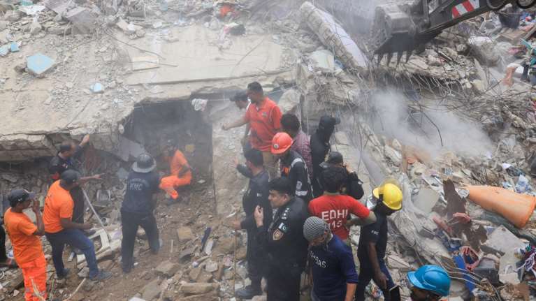 Πακιστάν: Τουλάχιστον 7 νεκροί μετά από κατάρρευση κτιρίου