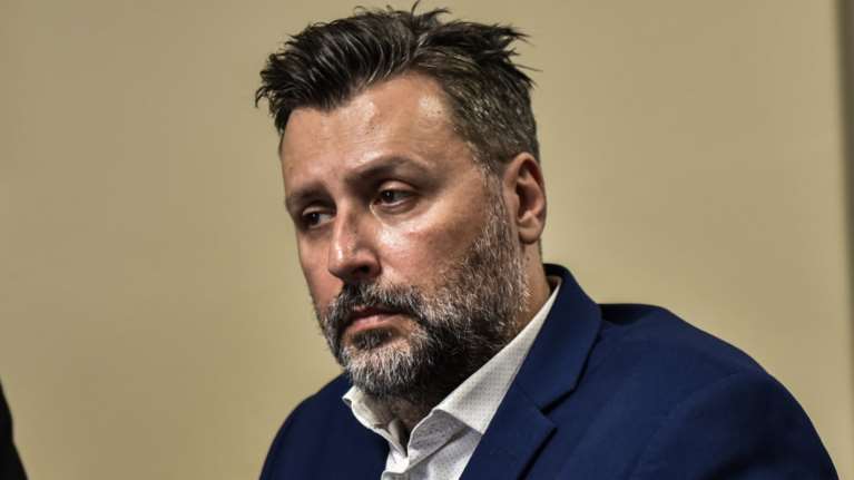 Καλλιάνος: Κοσμήματα, ρολόγια και αρώματα 8.000 ευρώ άρπαξε από το σπίτι του ο 17χρονος - Το σημάδι που τον "έκαψε"