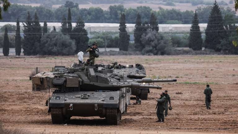 Πόλεμος στο Ισραήλ: Ένοπλοι επιτέθηκαν και από τον Λίβανο - Εξουδετερώθηκαν από ισραηλινά ελικόπτερα [βίντεο]