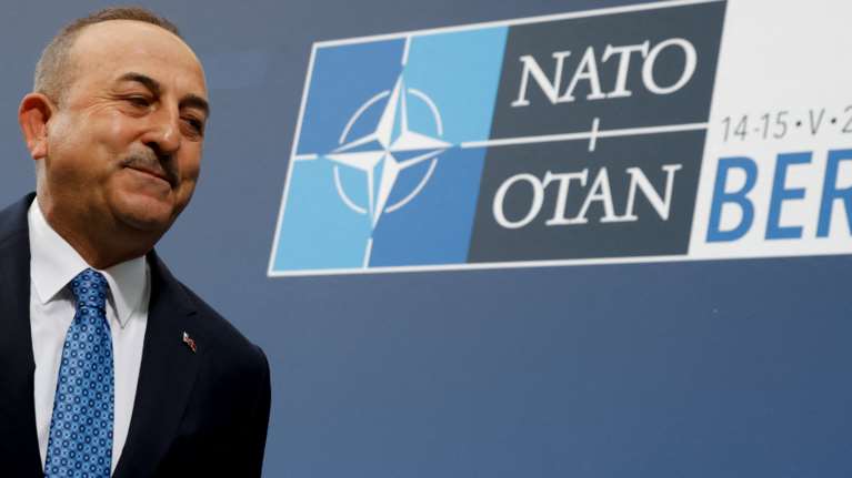 Τσαβούσογλου: Ο λαός μας δεν θέλει να μπουν στο ΝΑΤΟ Σουηδία και Φινλανδία - Στηρίζουν τoυς τρομοκράτες του PKK