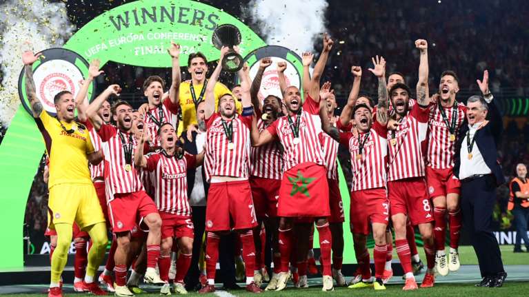 29 Μαίου 2024: Ένας χρόνος από όταν γράφτηκε Ιστορία - Σαν σήμερα ο Ολυμπιακός σήκωσε το Conference League [βίντεο]