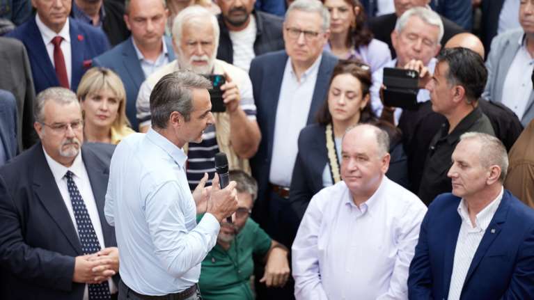 Μητσοτάκης από Καστοριά: &quot;Ποτέ ξανά με ΝΔ και εμένα πρωθυπουργό η Ελλάδα δεν θα ξαναζήσει τις δημοσιονομικές δυσκολίες&quot;