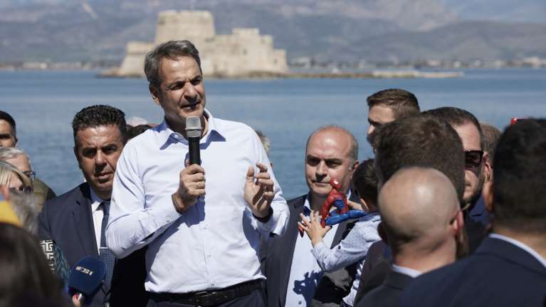 Επίθεση Μητσοτάκη σε Τσίπρα: Εάν του βγαίνουν τα κουκιά, θα επιχειρήσει &quot;πολιτική τερατογένεση&quot; με ΠΑΣΟΚ και Βαρουφάκη