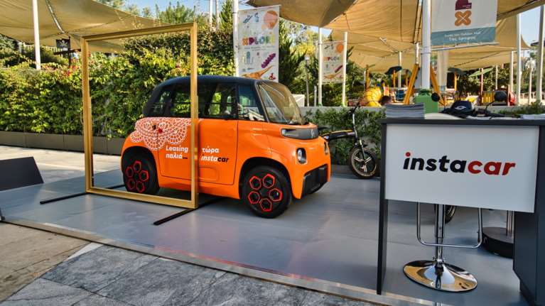 To instacar φέρνει το μέλλον στο leasing