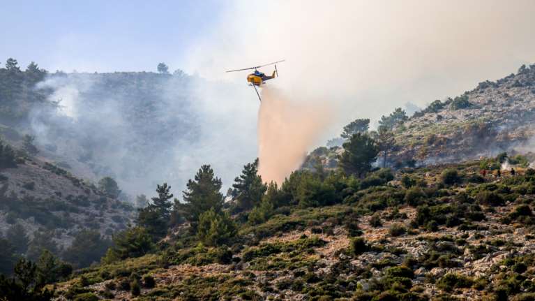 Φωτιά στη Λακωνία: Πύρινο μέτωπο στο Λευκόχωμα - Ήχησε το 112