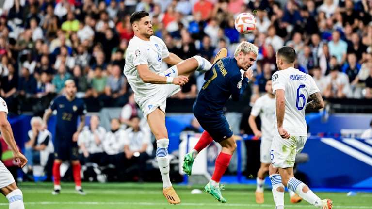 Γαλλία - Ελλάδα 1-0: Κοίταξε στα μάτια τους τρικολόρ και &quot;έπεσε&quot; από τα 11 βήματα - Μοιραίος ο Μαυροπάνος