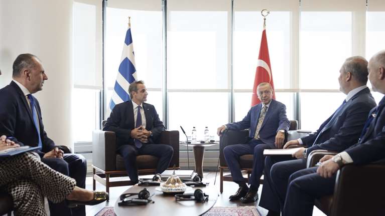 Μητσοτάκης σε ομογενείς για Κύπρο: &quot;Είπα στον Ερντογάν πως οποιαδήποτε ιδέα ή συζήτηση για λύση δύο κρατών είναι μη αποδεκτή&quot;