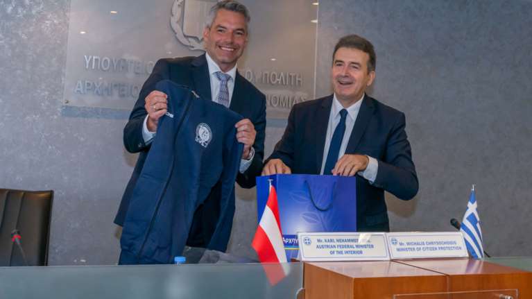 Στον Έβρο ο Αυστριακός ΥΠΕΣ- Το &quot;ευχαριστώ&quot; του Χρυσοχοΐδη για τη φύλαξη των συνόρων