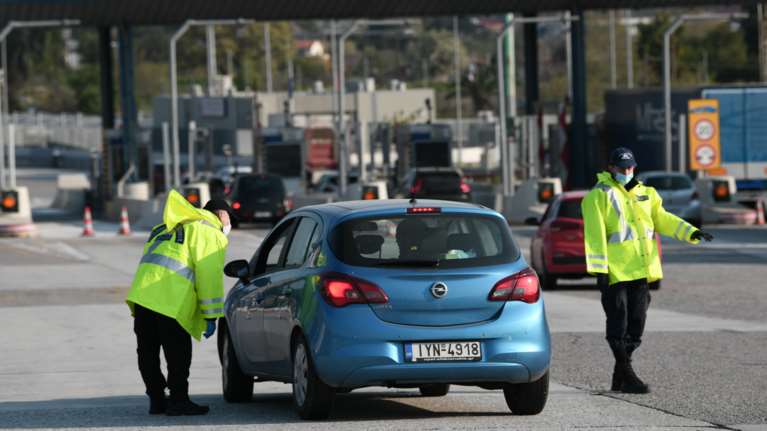 Πάσχα στο χωριό – Βασιλακόπουλος: Είναι λάθος να απαγορευτούν οι μετακινήσεις