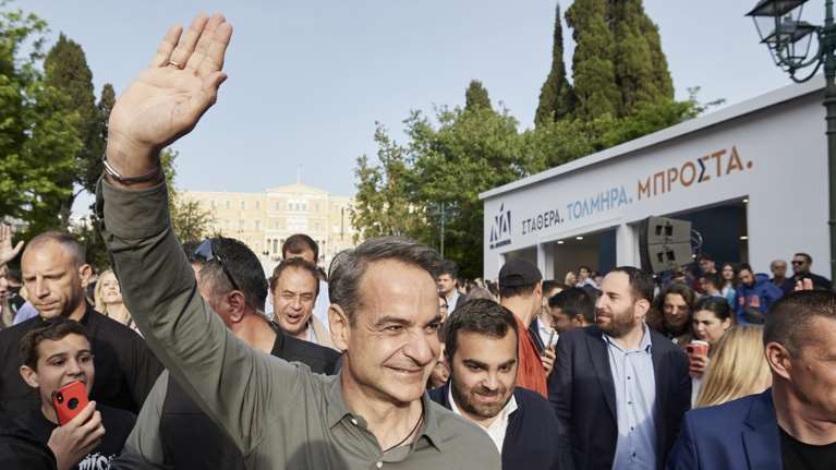 Μητσοτάκης: &quot;Την άλλη Κυριακή θα γιορτάσουμε νίκη της ΝΔ και νίκη του Ολυμπιακού στο Final-4&quot;