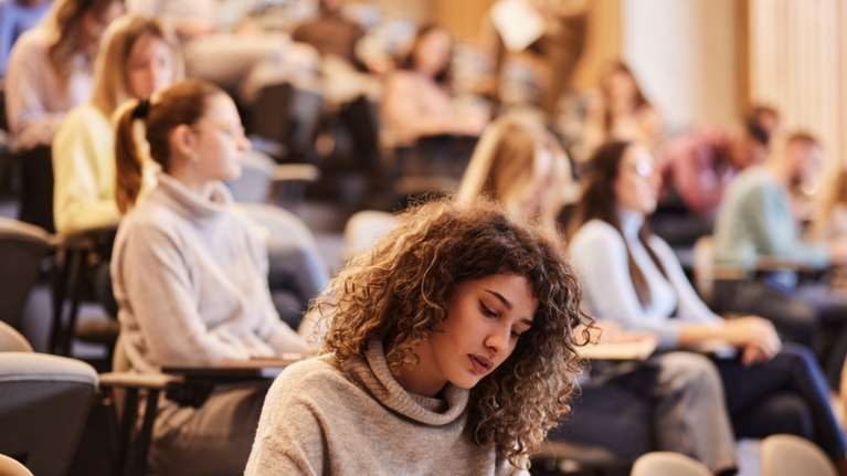 Τα 12 μη κρατικά πανεπιστήμια που θα λειτουργήσουν από Σεπτέμβριο στην Ελλάδα - Μετά το πράσινο φως του ΣτΕ