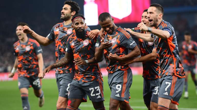 Conference League: Με ένα όνειρο τρελό - 4-2 ο Ολυμπιακός την Άστον Βίλα στο Μπέρμιγχαμ και βλέπει... τελικό!