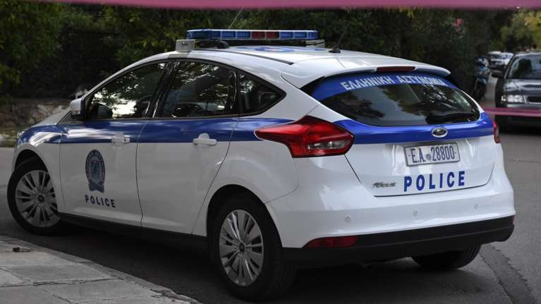 Περιστέρι: Αστυνομικός εκτός υπηρεσίας συνέλαβε 74χρονο που ασελγούσε σε ανήλικο με νοητική υστέρηση