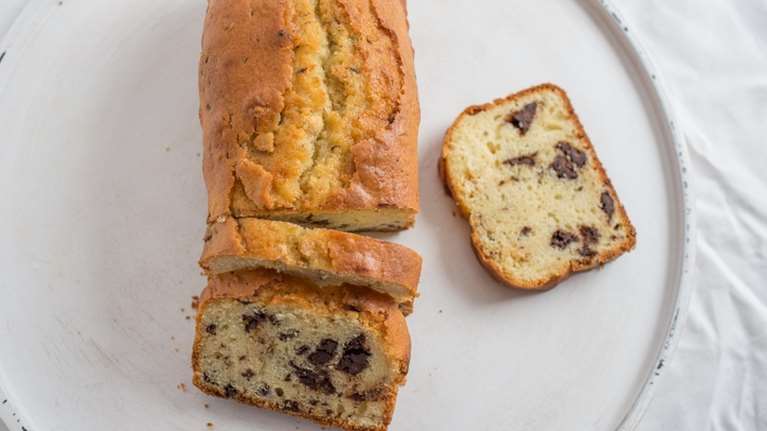 Κέικ με ταχίνι και κομμάτια σοκολάτας - Νηστίσιμο, αφράτο και πανεύκολο