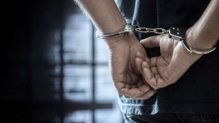 Ηράκλειο: 43χρονος σάτυρος έκανε άσεμνες προτάσεις σε τρίδυμα κοριτσάκια