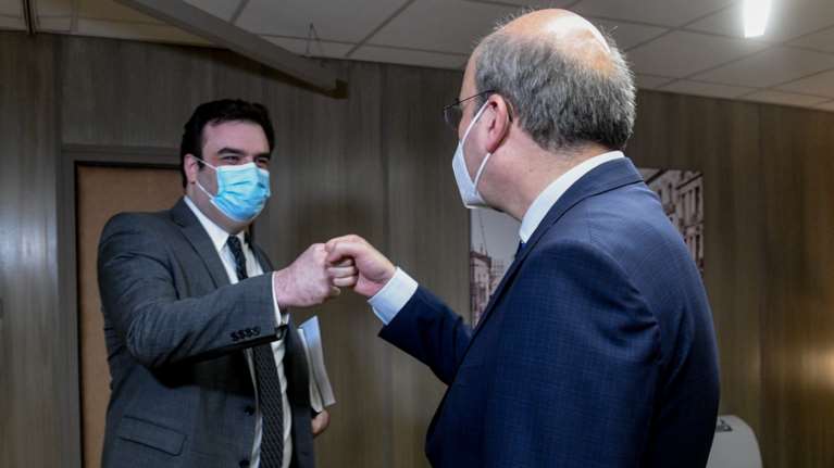 Έρχεται η ψηφιακή κάρτα εργασίας: Πώς θα λειτουργεί - Θα δείχνει τον μισθό ανά...ώρα