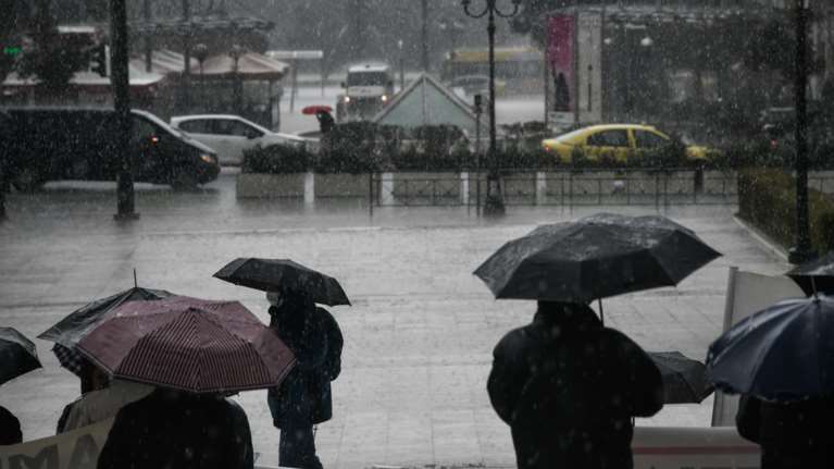 Επιδεινώνεται ο καιρός: Επικαιροποίηση του έκτακτου δελτίου για καταιγίδες, χαλάζι και χιονοπτώσεις