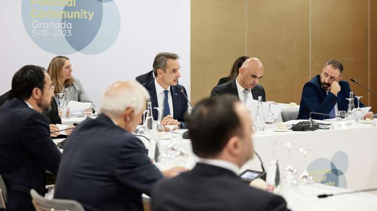 Στην άτυπη σύνοδο του Ευρωπαϊκού Συμβουλίου στη Γρανάδα ο Κυριάκος Μητσοτάκης
