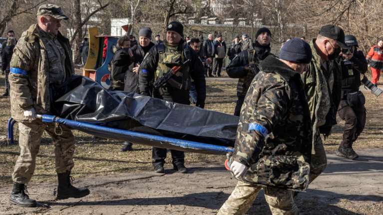Επίσημο: Οι ΗΠΑ κατηγορούν τη Ρωσία για εγκλήματα πολέμου - Η Μόσχα απελαύνει Αμερικανούς διπλωμάτες