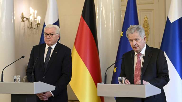 Αποφασισμένη η Φινλανδία να ενταχθεί στο ΝΑΤΟ παρά τις στρατιωτικές απειλές της Μόσχας