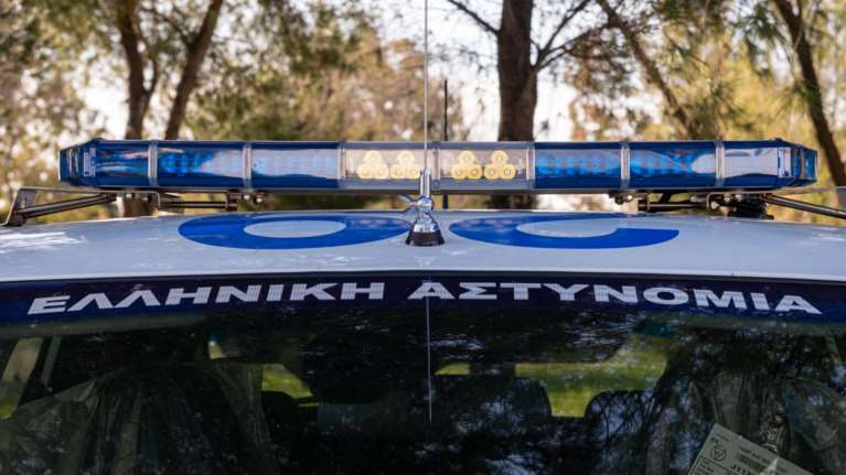 Παραβάσεις απαγόρευσης: 16 συλλήψεις σε μια μέρα για λειτουργία επιχειρήσεων