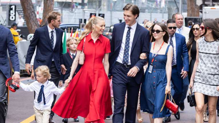 Το ανυπέρβλητο στιλ των royals του Μονακό: Το μίνι Chanel, το μίντι Dior και η royal κόντρα